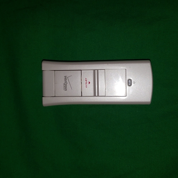 Verizon USB Hotspot - Picture 2 of 3
